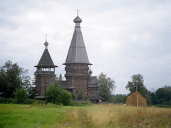 Ансамбль Гиморецкого погоста: Рождественская церковь 1695 года и колокольня