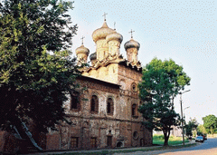 Великий Новгород. Трапезная церковь Троицы Духова монастыря (1557 год). 