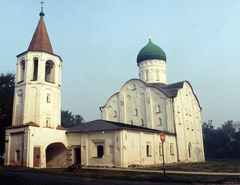 Великий Новгород.  Церковь Федора Стратилата «на Ручью» (XIV век)