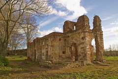 Копорье. Крепость. Руины Преображенской церкви