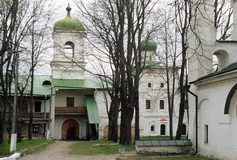 Псков. Церковь Стефана (XVII в.) в Мирожском монастыре в Пскове. 