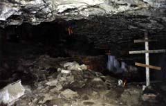 Один из гротов знаменитой Кунгурской ледяной пещеры