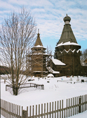 Посвирье. Согиницы. Согинский погост. Церковь Святого Николая Чудотворца (1696 г.) и колокольня